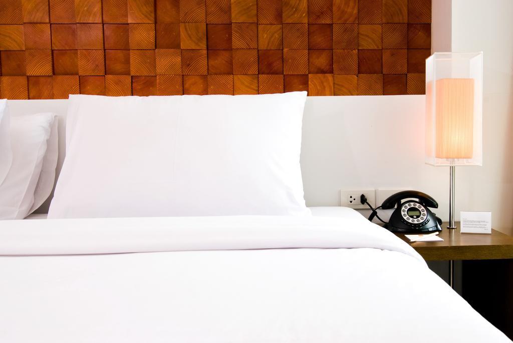 The Album Hotel Patong Екстер'єр фото