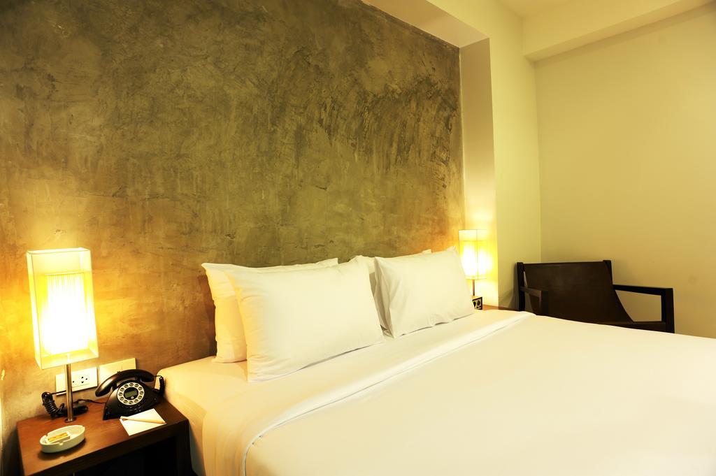The Album Hotel Patong Екстер'єр фото