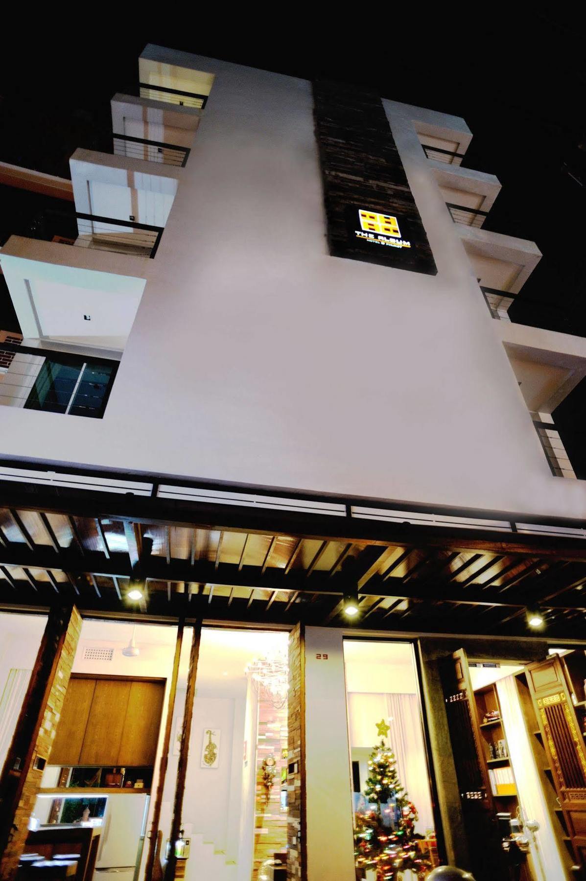 The Album Hotel Patong Екстер'єр фото